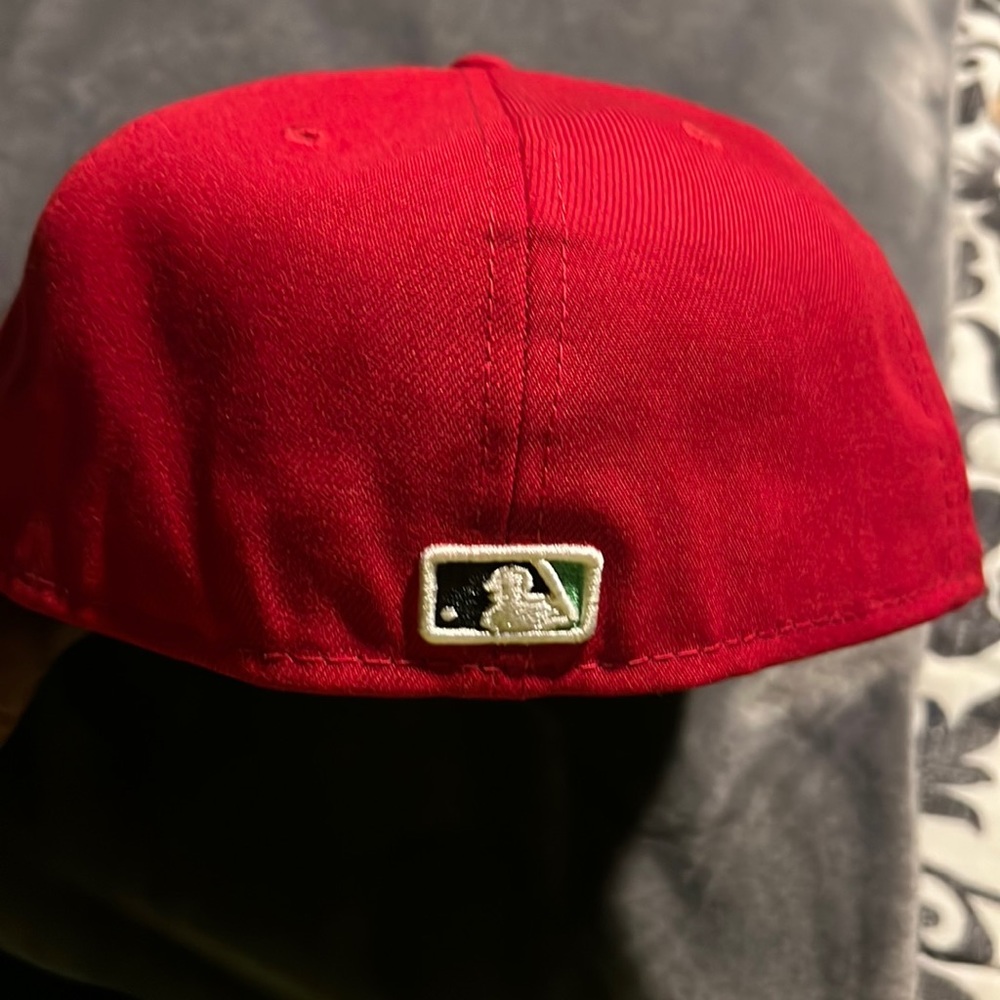 Brand new hat